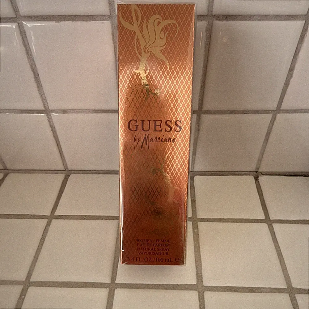 GUESS by Marciano Eau de Parfum Women's Spray 3.4 fl oz (100ml) Regular Size