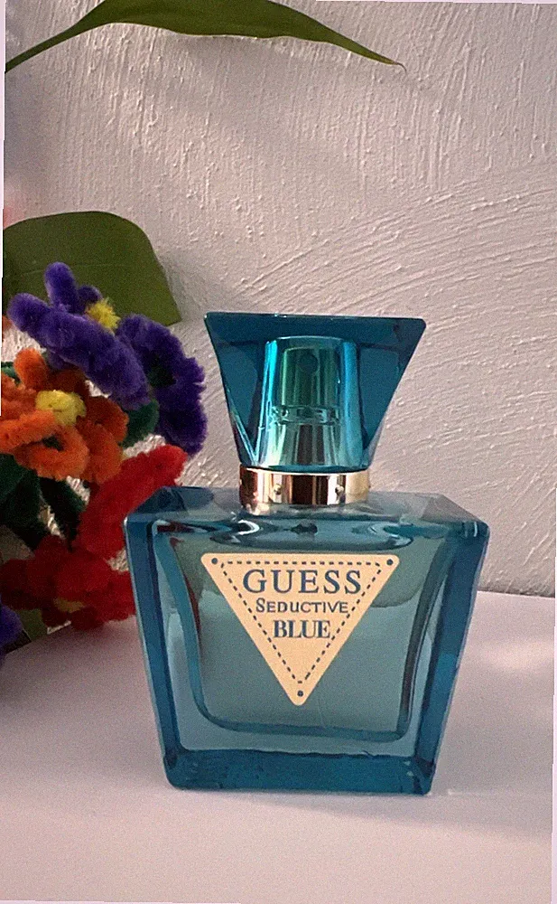 Guess Seductive Blue Perfume 1.0 oz EDT Travel Purse Spray