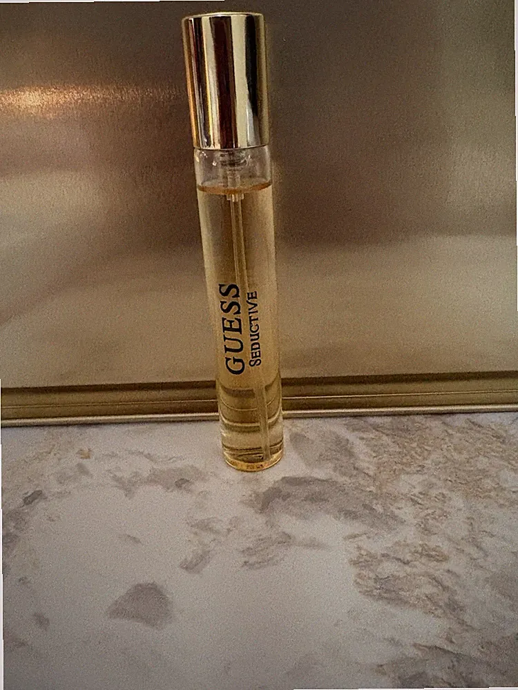 GUESS Seductive Spray Fragrance Perfume, Eau de Toilette Spray, Women's Scent
